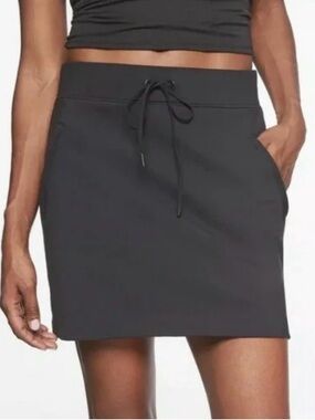 Athleta Modern Metro Skort Black